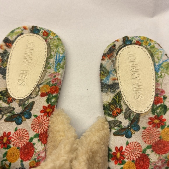 GUC Johnny Was Slippers - Picture 2 of 5